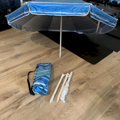 Portable Beach Umbrella, 6.5 Feet, Thickened, Windproof and Uv50+ Anti-ultraviolet