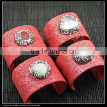 LFD-B0018 Wholesale Fashion Red Color Cowhide with Pearl and Agate Pave Rhinestone Bangles Jewelry Finding