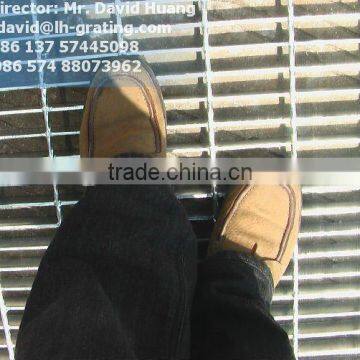 galvanized electro forge floor grating. press lock floor grating