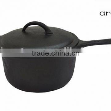 cast iron sauce pot with lid