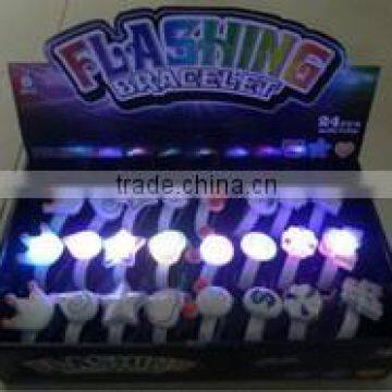 Flashing bracelet