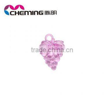 2015 Wholesale plastic grape pendant bead accessories