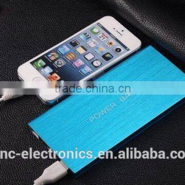 Slim shape high capacity custom laser engraving logo 20000mAh aluminium shell power bank charger with gift box package