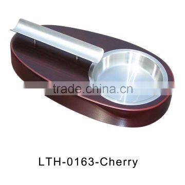 Cherry finish stainless steel cigar ashtray