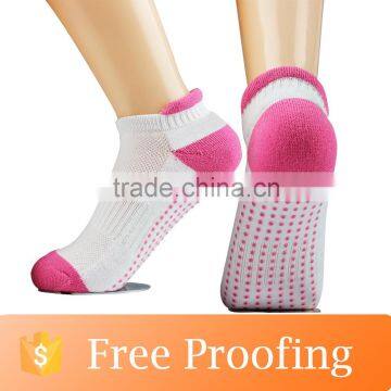 wholesale quality sports custom trampoline socks