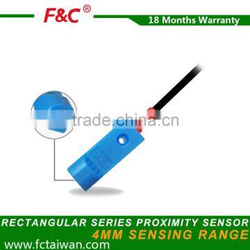 4mm detection distance DC 10-30V rectangular Proximity Switch Sensor