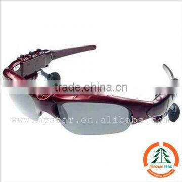 Fashionable tourism sunglasses MP3 player