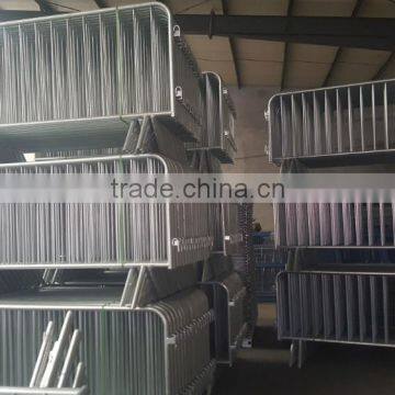 1100*2100 mm hot-dipped galvanized pedestrain Crowd Control Barriers