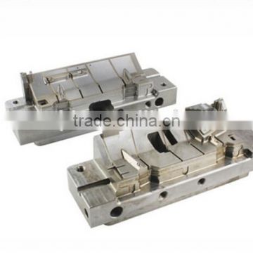 Plastic injection mould for auto parts