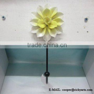 factory direct ceramic wall hook with flower design for decoration