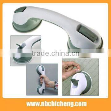 Plastic Helping Handle Bath With Suction Cups photo-5
