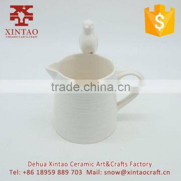 2017 new design glazed white cup with bird on the edage