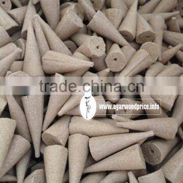 Grade A Vietnam Natural Agarwood Powder and Glue in Oud Incense Cones photo-4