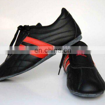 2012 The Latest Style Black Women Taekwondo Shoes