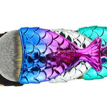 Portable Colorful Fish Powder Brush Liquid Foundation Brush photo-5