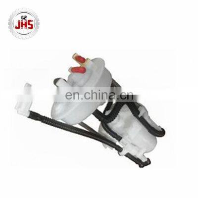 Wholesale Automotive Parts Plastic Fuel Filter OEM 77024-26010 FOR HIACE photo-3