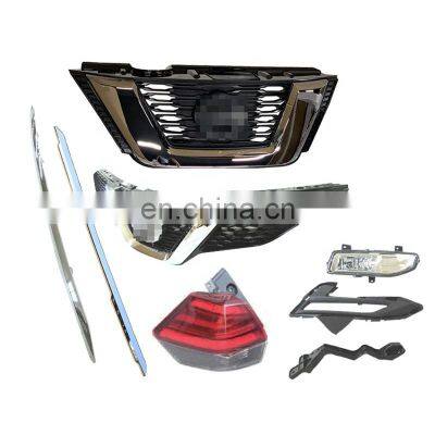 Grille Tail Light Stripe Fog Lamp Car Spare Parts for Nissan Rogue