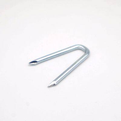 U Fence Staples for Wooden Posts - 1.5 Inch Leg Length, Hot-Dip Galvanized, China Factory