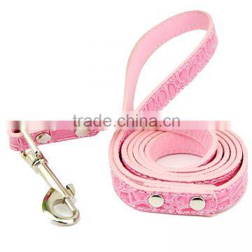 China Fake Crocodile Flat Leather Dog Leash