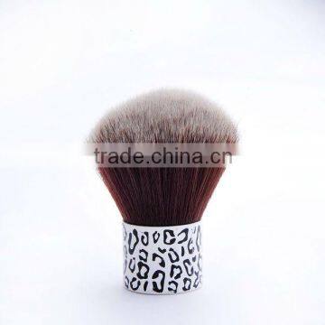 Animal pattern handle with soft nylon hair Kabuki natural blush