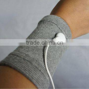 silver fiber conductive wristlet