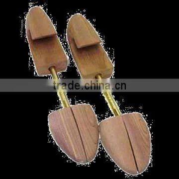 cedar Shoe tree