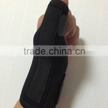 neoprene nylon wrist and finger support for sport protector