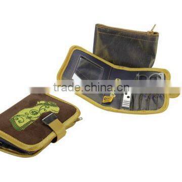 Manicure Kit With Exquisite Fabric Covered Holder photo-4