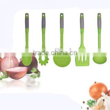 2016 High Quality Colorful Silicone Kitchen Set Serving Tools Cooking Utensil