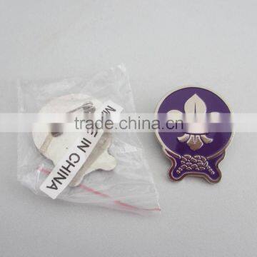 China Made Cute Fleur de Lis Flower Shape Chromed Plated Iron Soft Enamel Pin Badge photo-2