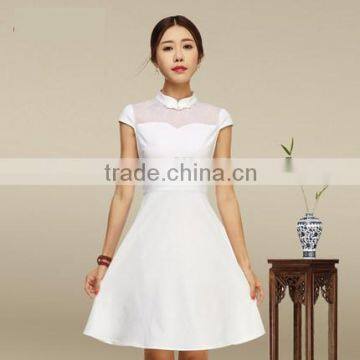 White collar small pure and fresh and dress