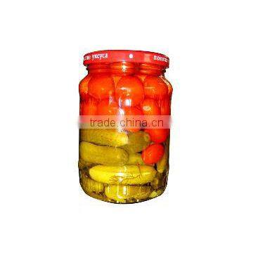 Best selling tomatoes & baby cucumbers assortment in glass jar 540ml