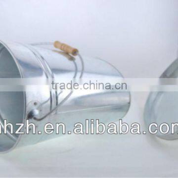Outdoor Oval Galvanized Iron Barrels With Lid photo-5