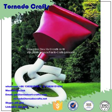 2017 Tornado crafts Fiber glass Art Logo Toothpaste cartoon statues garden Descoration wholesale