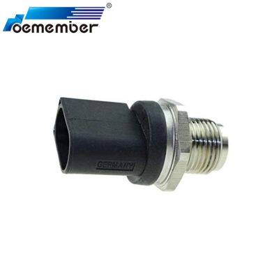 OE Member Fuel Rail Pressure Sensor A0071530228 0281002700 05139700AA A0051535828 Oil Pressure Sensor Fits for Detroit