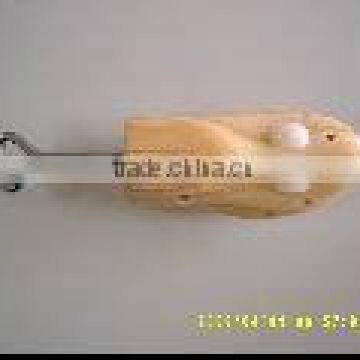 shoe stretcher
