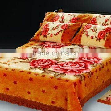 100% ployester printed super soft and carved blanket set