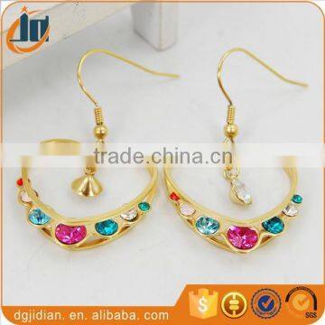 Fashion Gold Heart Shaped Earrings