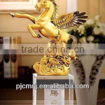 Fancy Golden Horse Figurine With Crystal Base For Gifts