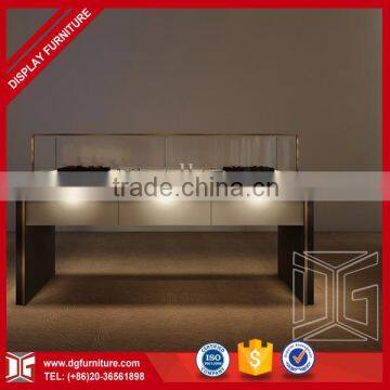 Stainless Steel Portable Sit Down Jewelry Display Cases For Sale