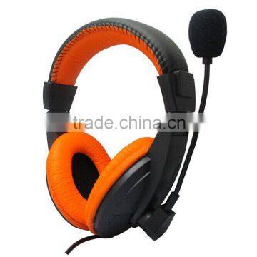 Fashoin powerful gaming headset with mega bass microphone volume control