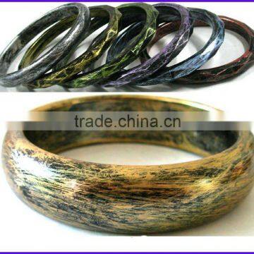 Fashion Plastic Bangles in Metal Colors (FCH-10634)