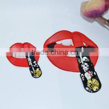 Fashion embroidery red lip patcches custom applique patches