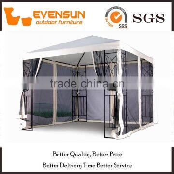 Beautiful Garden Gazebo In Iron With Curtain