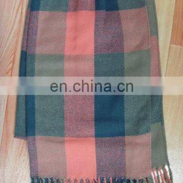 2015 best Fashion woven scarf with tassels checked