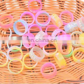 Fashion Couples Ring Candy Color Glow In The Dark Ring Hand Ring Silicone Elastic Rope photo-4