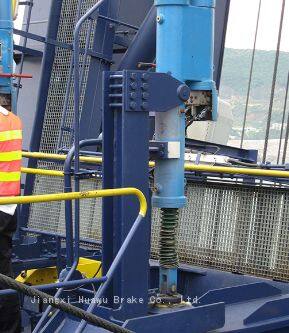 Electro-Hydraulic Pushers photo-2