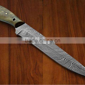 udk h272" custom made Damascus hunting knife / chef knife with RAM horn handle