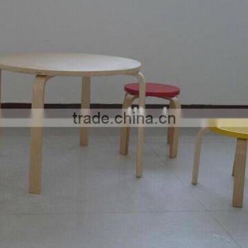 BENTWOOD CHILDREN TABLE