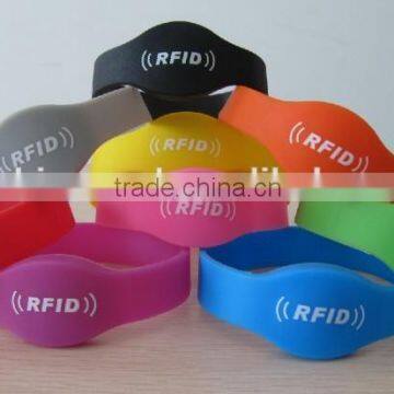 Best selling products LF 125kHz/HF 13.56MHz RFID chip silicone wristband silicon bracelet with logo